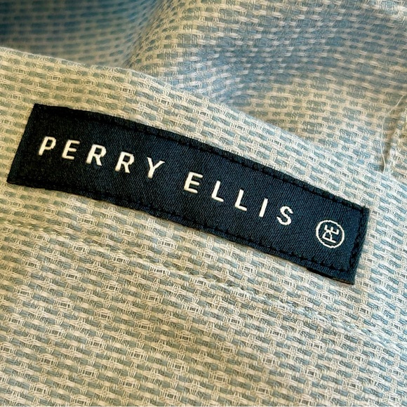 Perry Ellis Sz M Blue Dress Shirt Classic Style NWT - Picture 11 of 11